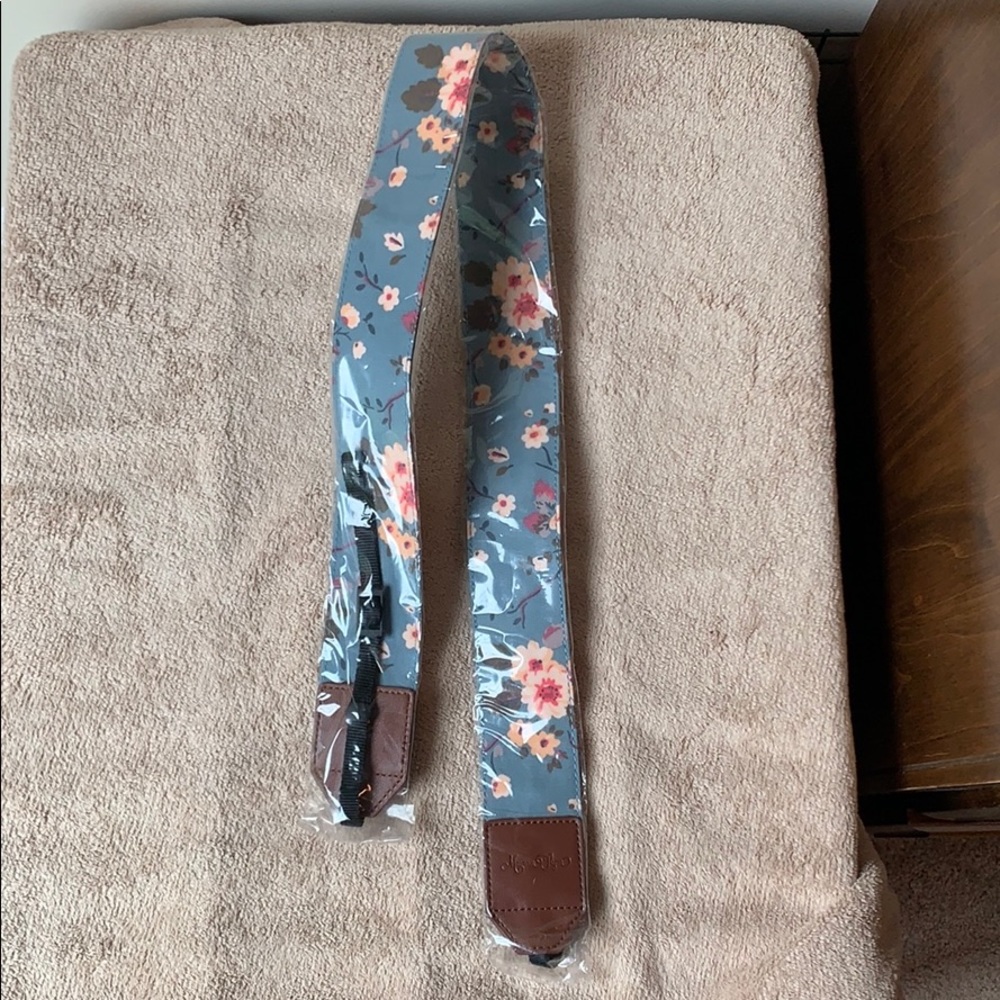 House of Flynn camera strap